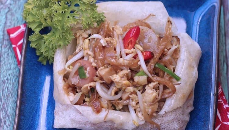 A Brief History of Lumpia Basah, Bandung Rice Paper Rolls